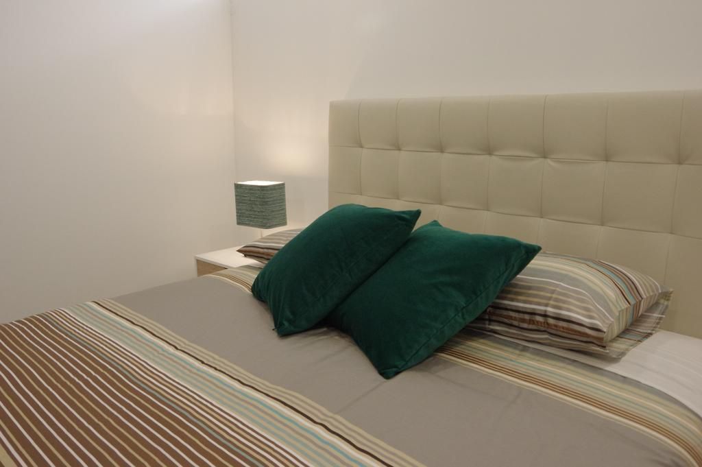 Novo Apartamento Graca Lisbona Esterno foto